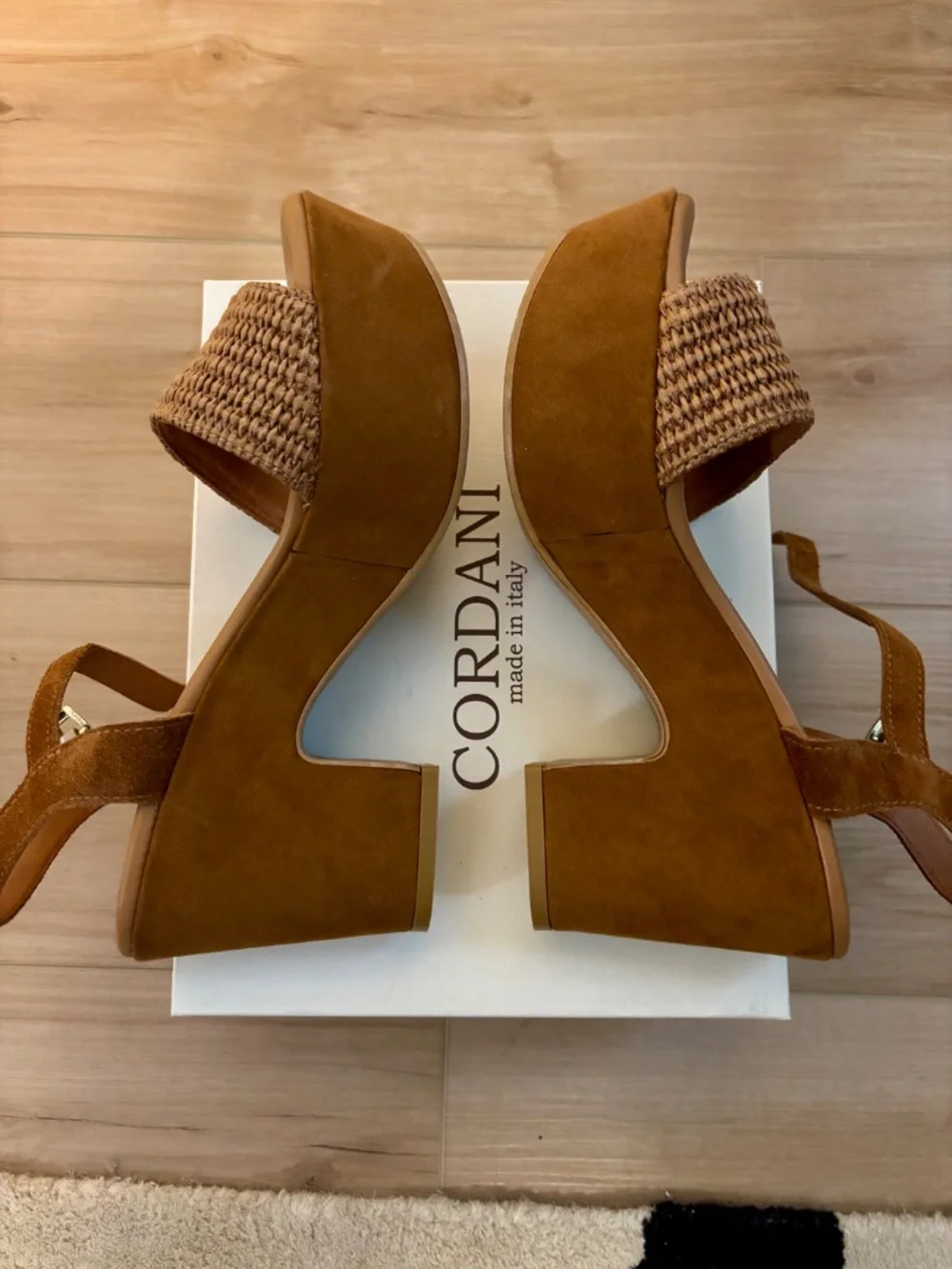 Cordani size 40 Liona Platform